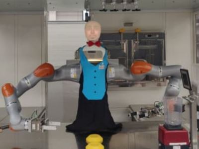 BRILLO (Bartending Robot for Interactive Long Lasting Operations) è stato sviluppato da un team di scienziati dell’Università Federico II di Napoli in collaborazione con PRISCA Labs e Totaro Automazioni