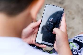 La Commissione Europea accusa TikTok di violare le regole sulla privacy dei minori del Digital Services Act