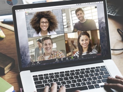 Una videochat tra amici