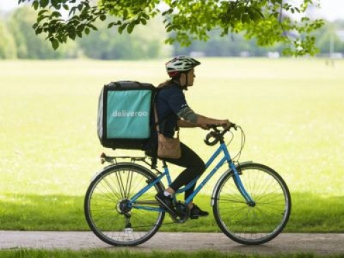 Violata la privacy dei lavoratori, il Garante sanziona Deliveroo Italy per 2,5 milioni di euro