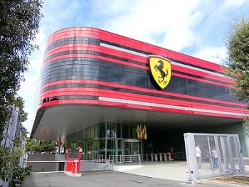 Attacco hacker alla Ferrari, nel mirino i dati sensibili di migliaia di clienti Vip