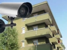 I rischi nell'installare le telecamere finte in condominio