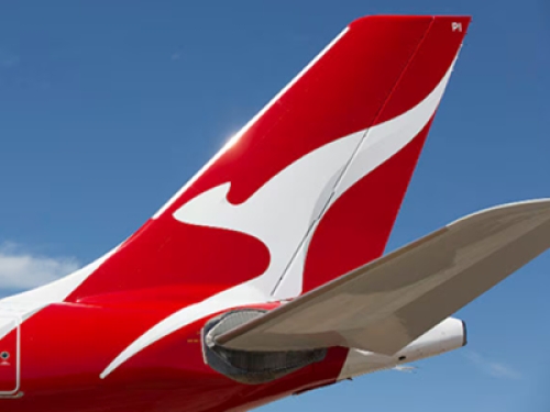 Dopo il cyberattacco a Qantas Airways finiscono online i dati personali di quasi 6 milioni di clienti della compagnia aerea