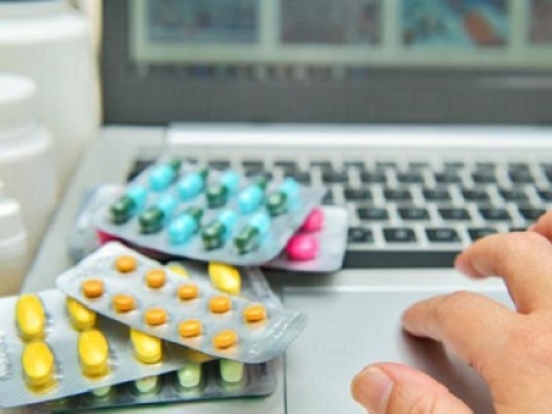 Corte di Giustizia UE: i dati personali dell'utente che acquista online farmaci da banco possono diventare «sensibili» ai sensi del GDPR