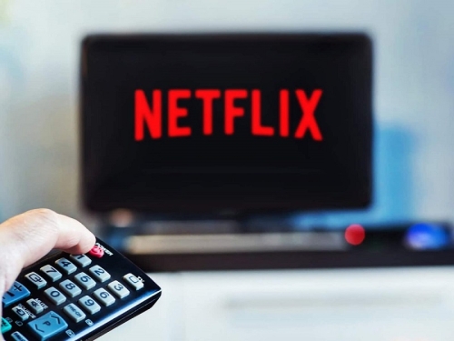 Netflix sperimenta l'intelligenza artificiale per suggerire cosa guardare in base al vostro umore