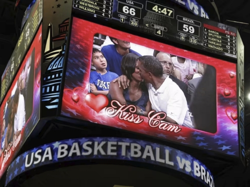 Il caso della coppia inquadrata dalla "kiss cam" al concerto: il GDPR, il precedente in Italia, ed una amara riflessione sulla privacy