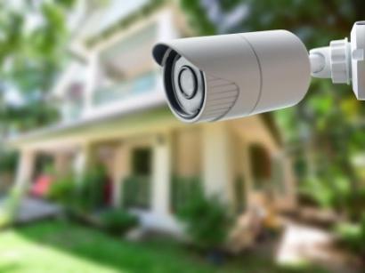 Telecamera di sicurezza invia video all'utente sbagliato