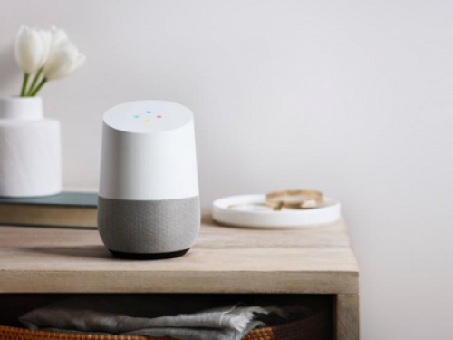 Siri e Google Assistant: stop all’analisi delle conversazioni