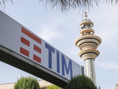 L'attivazione di servizi telefonici a pagamento non richiesti viola la privacy