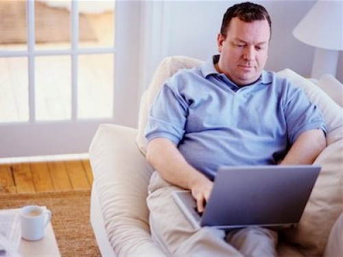 Gli italiani preferiscono avere una vita facile, anche a scapito della privacy