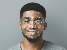 Russia: telecamere 'intelligenti' a San Pietroburgo in grado di distinguere i passanti per etnia