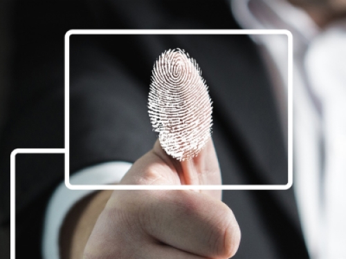 La disinstallazione del rilevatore delle presenze dei lavoratori tramite impronte digitali prima che arrivi il Nucleo Speciale Privacy non evita la sanzione