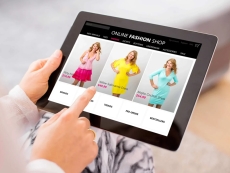 Il gestore di una piattaforma online deve verificare se gli annunci contengono dati sensibili e rifiutarsi di pubblicarli se non c’è il consenso dell’utente