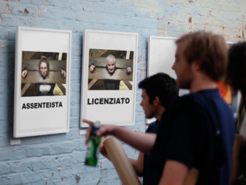 Una delibera assembleare non autorizza il datore di lavoro a mettere i dipendenti alla gogna di fronte ai loro colleghi