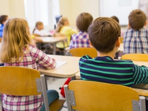 Scuola, niente gogna per i renitenti: la pubblicazione dei nomi all'albo pretorio viola la privacy