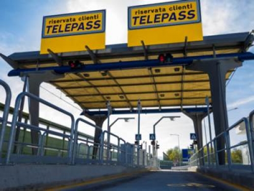 Telepass, sanzione da 2 milioni di euro per non aver fornito informazioni adeguate sul trattamento dei dati degli utenti