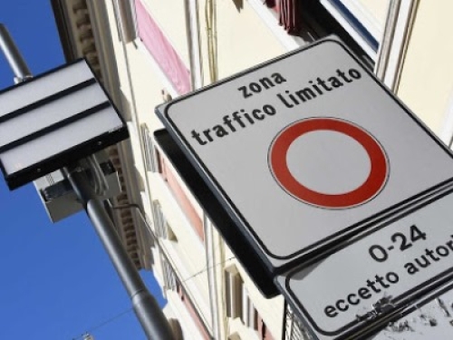 Il rispetto delle norme sulla privacy vale anche per i sistemi di accesso ai varchi della ZTL che rilevano le targhe delle auto