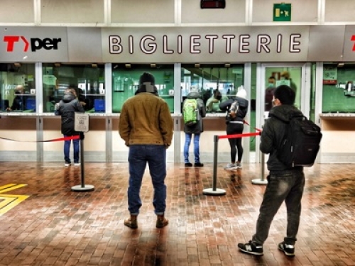 Garante Privacy, più tutele per i dati degli abbonati: sanzionata un’azienda di trasporti che aveva raccolto consensi marketing non validi